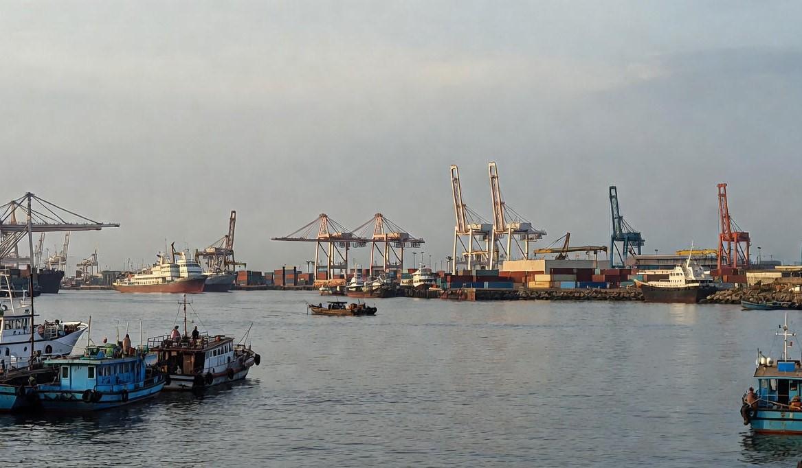 4.5 進一步認識和關心國家在各方面（例如：社會、經濟、國防、環境、外交、科技、醫療衞生、交通基建）的成就，並以國家的成就為榮